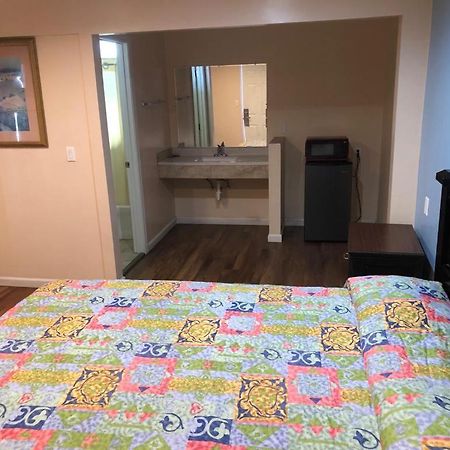 Star Motel Norwalk Eksteriør billede